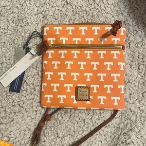 Dooney&Bourke University of Tennessee Crossbody